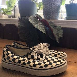 Checker Vans Women’s size 7 1/2